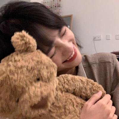 扬鞭策马赋倾城